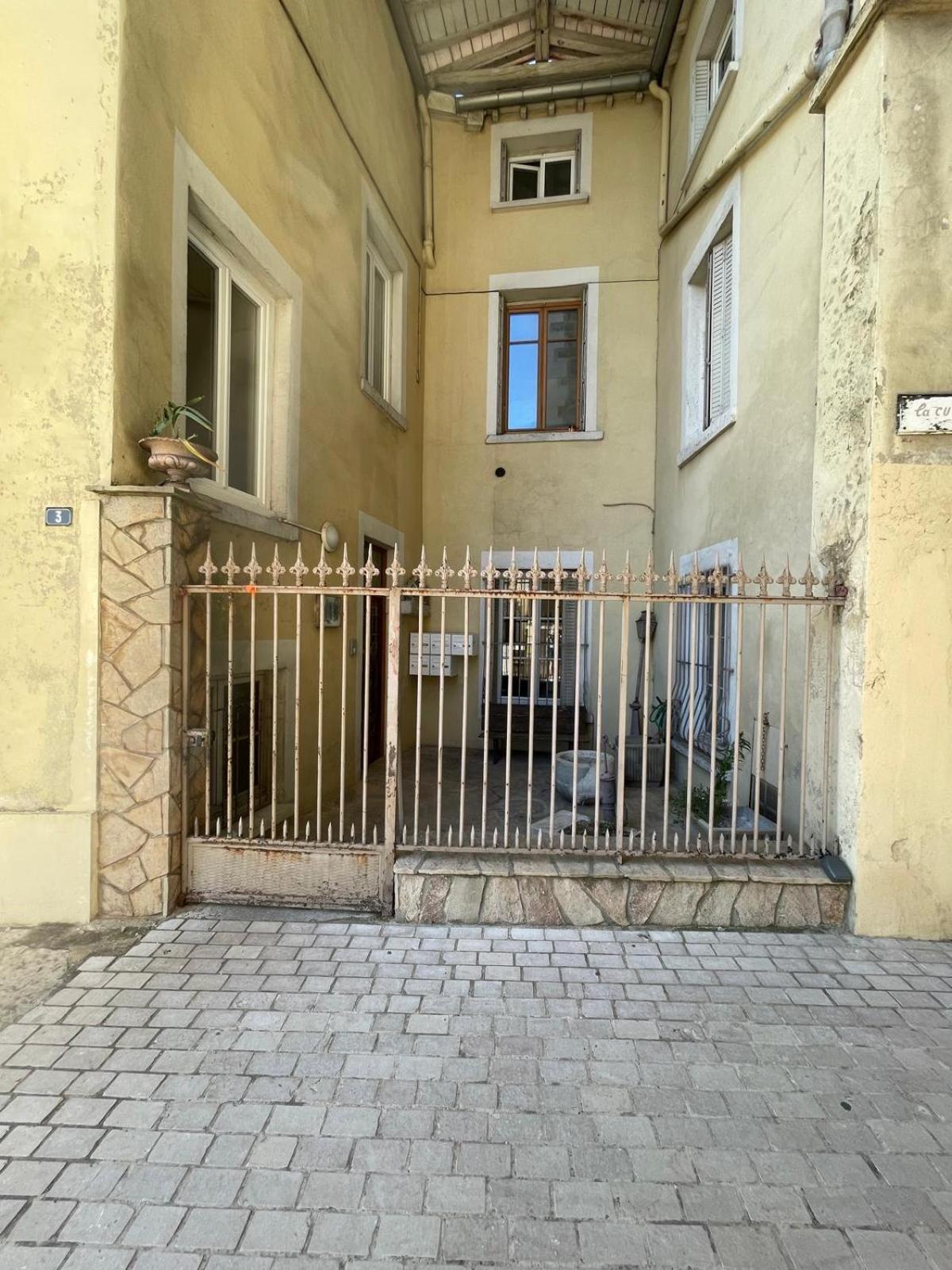 Suite Chic, Contemporaine Au Pied De La Cathedrale Вьен Экстерьер фото