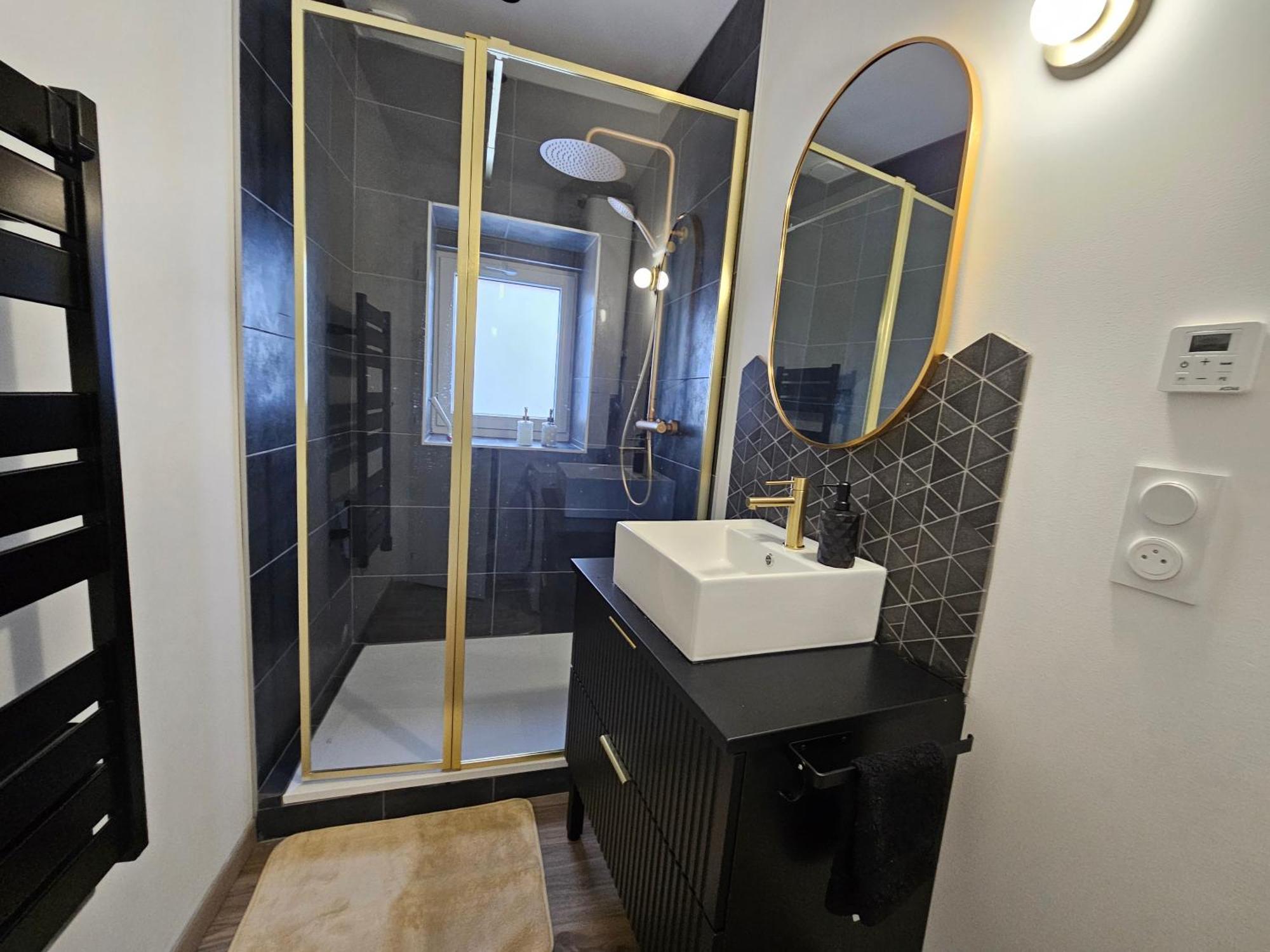 Suite Chic, Contemporaine Au Pied De La Cathedrale Вьен Экстерьер фото